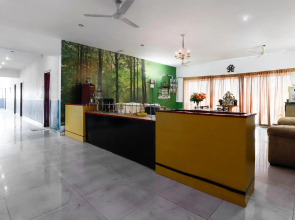 OYO Flagship 70693 Mohan Service Apartment
