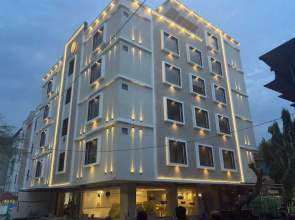 Carry Plus Hotel