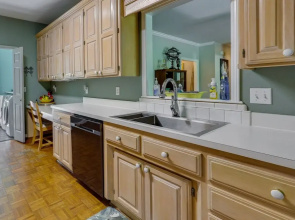 North Bentonville Vacation Rental Near Bike Trails