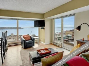 Newmark Tower Oasis Vacation Rentals