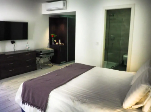 Adelphi Boutique Hotel