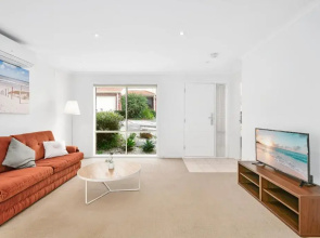 Lovely 3 bedroom unit