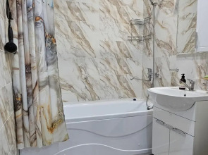 Апартаменты на улице Красных Коммунаров 1