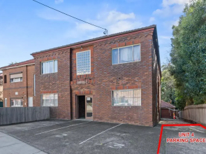 Burwood Lovely 2-bedroom Unit with Free parking