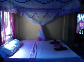 Thuy - Gunter Garden Bungalow