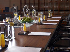 Renaissance Kuala Lumpur Hotel & Convention Centre