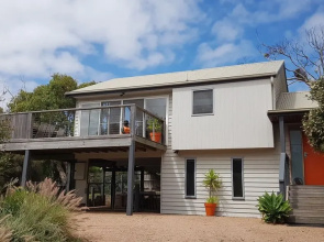 Smith Beach Getaways Beachwood House