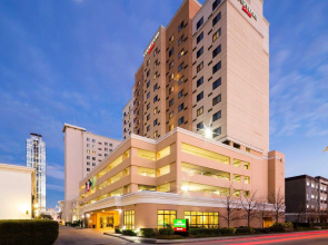 Courtyard by Marriott Houston by the Galleria