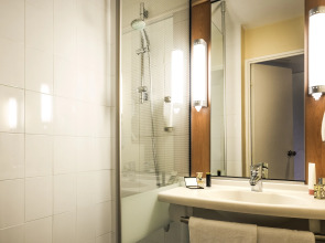 Отель Ibis Paris Montmartre Sacré-Coeur