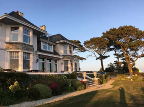 Porth Avallen Hotel
