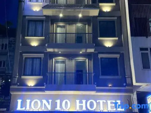 Lion 10 Hotel