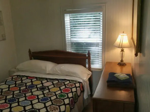 Pams 2 bedroom Cottage
