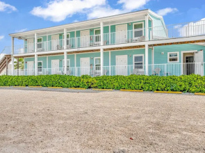 Bonefish Bay Motel