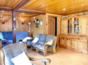 The Holiday Chalet Getaway in a Private Estate, Pets Allowed