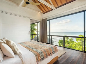 Santai by The Korowai Uluwatu