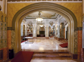 Palatinus Grand Hotel