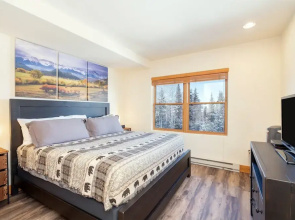 Bear Creek Lodge 309ab 2 Bedroom Condo by Alpine Lodging Telluride
