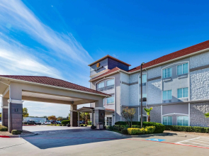 La Quinta Inn & Suites by Wyndham Garland Harbor Point