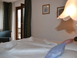 Hotel Corona