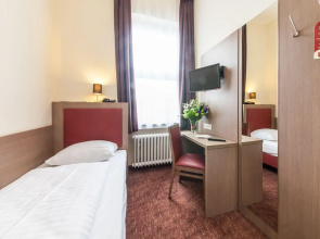 Hotel Maxim Dusseldorf City