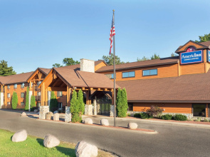 AmericInn by Wyndham Wisconsin Dells