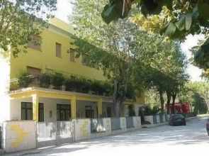 Ostello Casa per Ferie Stella Marina - Hostel