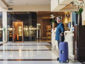 Booking Hotel & Spa