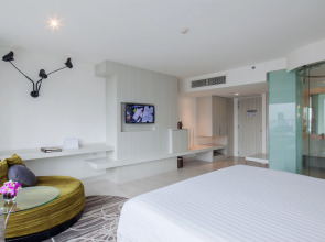 Centara Watergate Pavilion Hotel Bangkok