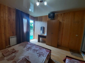 Mandarin Paradise Guest House
