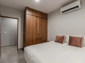 Condo Li By Trvl2Hm