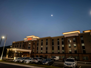 Hampton Inn & Suites Lenoir