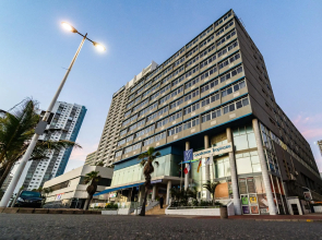 Gooderson Tropicana Hotel