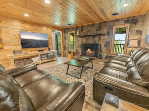 Dolly's Lodge # 3