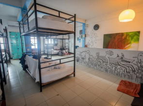 Bodega Party City Center Bangkok - Hostel