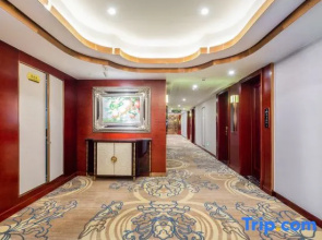 Chengdu Jinsha Gladden Hotel (Kuanzhai Alley Southwest University of Finance and Economics)