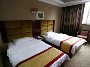 Santai Yilu Business Hotel