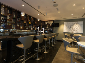 Premier Inn Abu Dhabi Airport (Business Park)