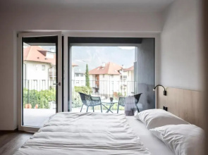Sambucus Apartments -Premium Apartments for You and Your Dog