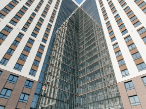 Apartments on Bolshevistskaya street 32/1