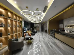 Ganyon Hotel