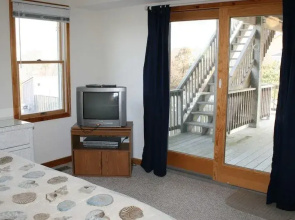 Dancin' Dolphin - 5 Br Home