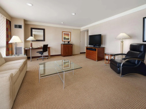 Hilton Chicago O'Hare Airport