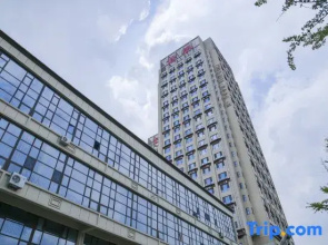 Ruyue Self-service Apartment (Linyi Tongda Road Guohua New Town Branch)