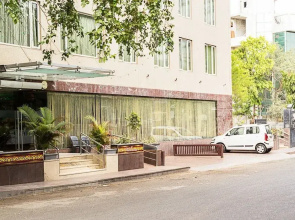Hotel Super Inn Armoise
