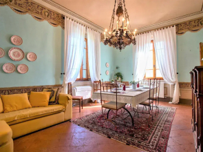 Lavish Villa in Peccioli