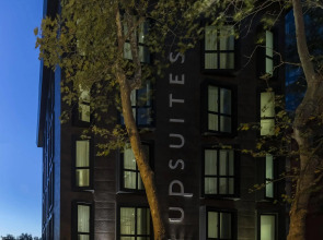 Upsuites Hotel