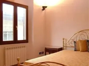 Suite 28
