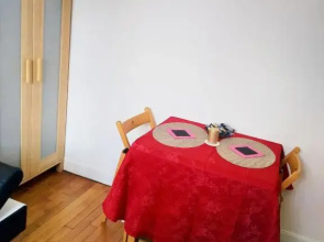 Joli studio chaleureux, à louer entièrement
