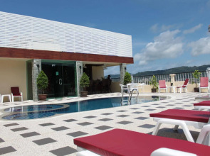 Patong Hemingway's Hotel