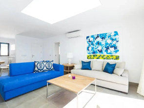 Altos de la Gloria Beach Apartments